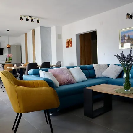 Domus Somnium Ferienhaus Rastevic